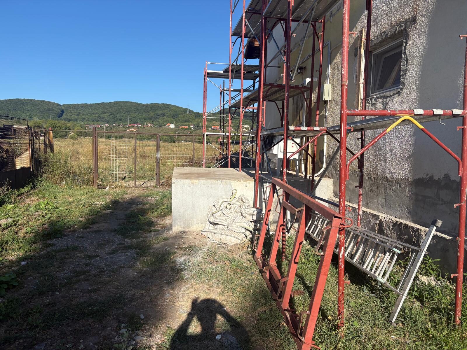 Fundație — 8